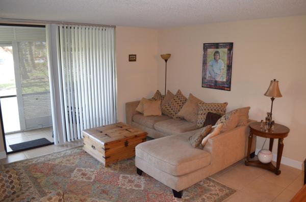 Palmetto At Las Verdes, 5220 Las Verdes Cir #120, Delray Beach, Florida 33484, image 2