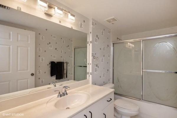 Regal Shores North At Coral Lakes, 5842 W Crystal Shores Dr #304, Boynton Beach, Florida 33437, image 2