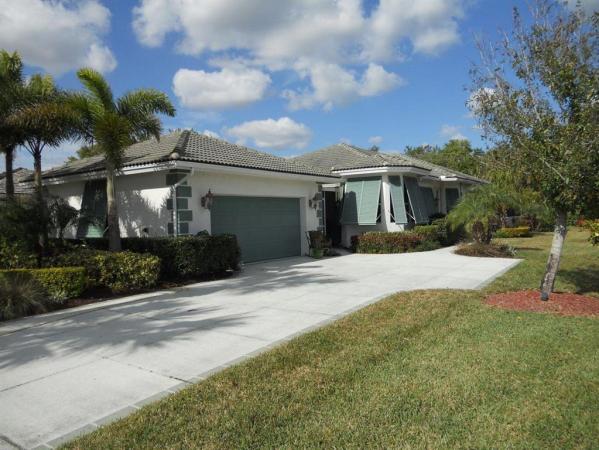 Meadowood Golf & Tennis Club, 9477 Meadowood Dr, Fort Pierce, Florida 34951, image 2