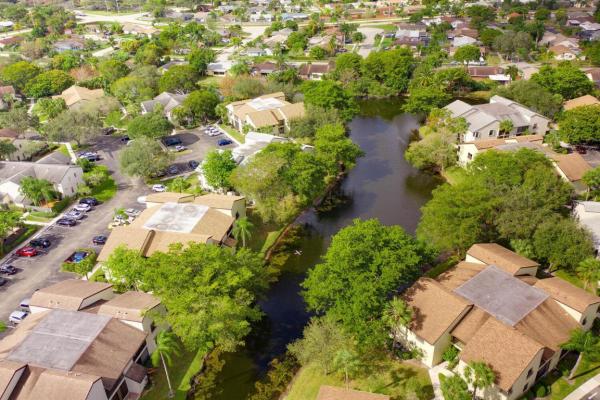 Karanda Village 1, 3141 Cocoplum Cir #3395, Coconut Creek, Florida 33063, image 1