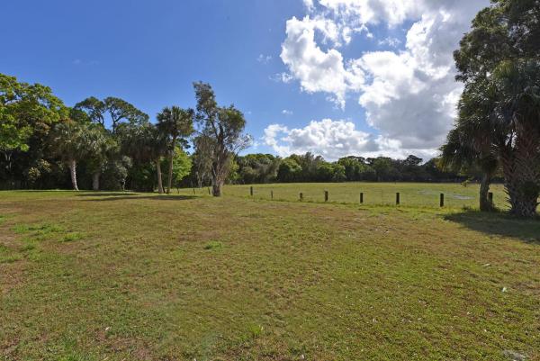 Fort Pierce No HOA, 2111 Jacobs Rd, Fort Pierce, Florida 34982, image 1