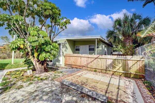 Lake Worth No HOA, 100 Urquhart St, Lake Worth, Florida 33461, image 2