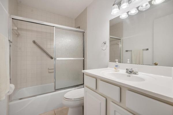 The Colonnades, 1223 Bayshore Dr #102, Fort Pierce, Florida 34949, image 1