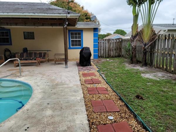 Maravilla Gardens, 709 Wisteria Ave, Fort Pierce, Florida 34982, image 2