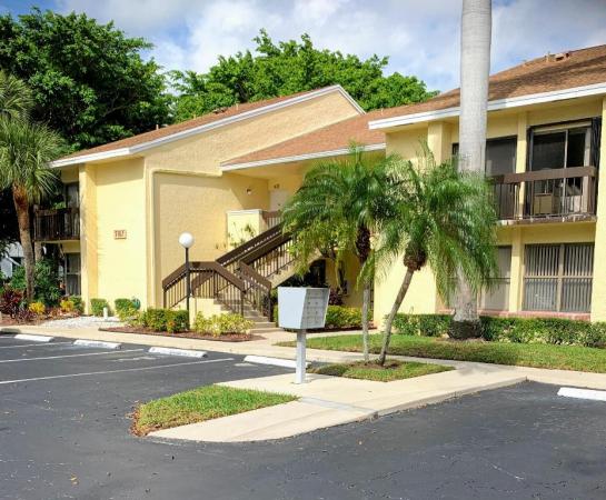 Boca Delray Golf & Country Club, 5187 Oak Hill Ln #612, Delray Beach, Florida 33484, image 2