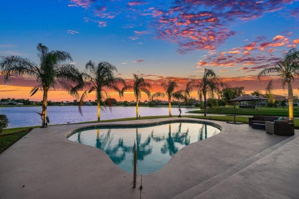 Lexington Of Sherbrooke, 6910 N Calumet Cir, Lake Worth, Florida 33467, image 1