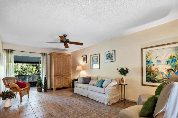 Sunflower, 7200 NW 2nd Ave #0890, Boca Raton, Florida 33487, image 2