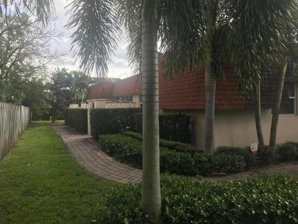South Shore Of Wellington, 12378 Peconic Ct, Wellington, Florida 33414, image 2