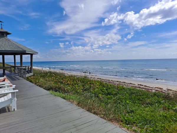 Colonial Ridge Club, 5505 N Ocean Blvd #11-109, Ocean Ridge, Florida 33435, image 1