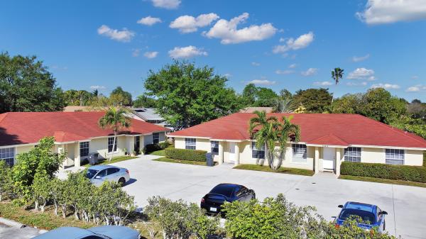 South Shore Of Wellington, 1321 The 12th Fairway, Wellington, Florida 33414, image 1