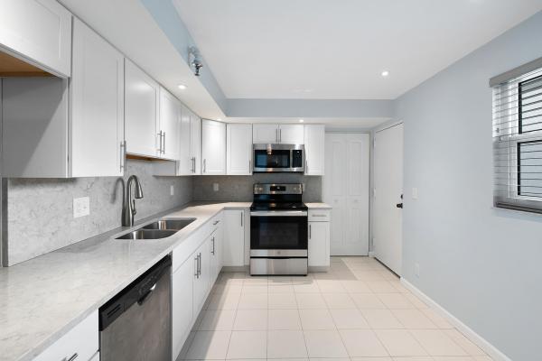 Boca Teeca, 6500 NW 2nd Ave #4090, Boca Raton, Florida 33487, image 1