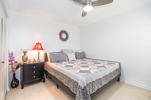 Cloisters, 3706 Hertford Ct, Greenacres, Florida 33463, image 2