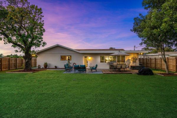 Kelsey City, 528 Date Palm Dr, Lake Park, Florida 33403, image 1