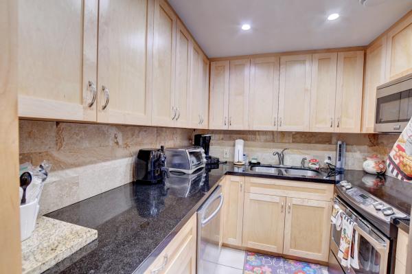 Brighton At Century Village, 181 Brighton E, Boca Raton, Florida 33434, image 3