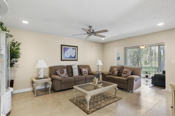 Golden Lakes Village, 318 Lake Evelyn Dr, West Palm Beach, Florida 33411, image 3