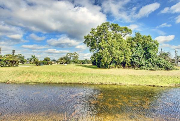 Lucerne Lakes Golf Colony, 4542 Lucerne Lakes Blvd E #203, Lake Worth, Florida 33467, image 1