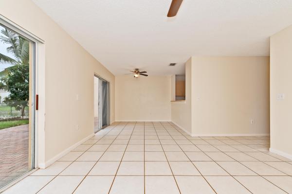 Eastridge, 4044 Eastridge Dr, Deerfield Beach, Florida 33064, image 2