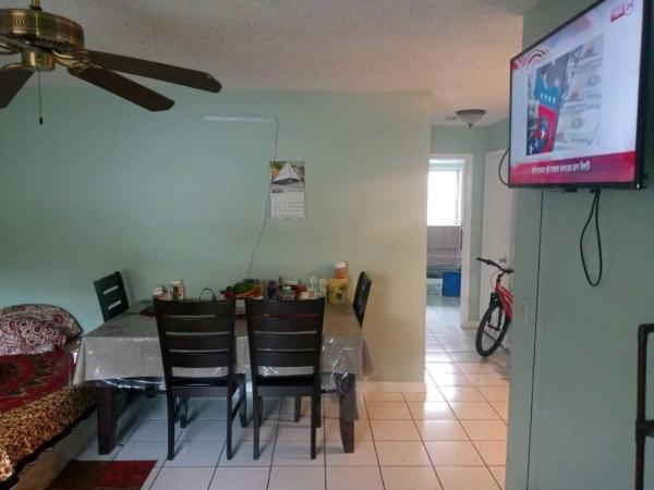 Hovianna, 1733 3rd Ave N #5, Lake Worth Beach, Florida 33460, image 1