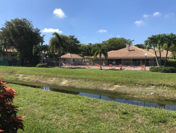 Bent Tree Villas West, 4645 Apple Tree Cir #B, Boynton Beach, Florida 33436, image 2