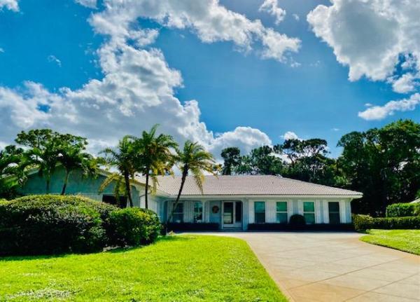 Tequesta Country Club, 12 Bunker Pl, Tequesta, Florida 33469, image 1