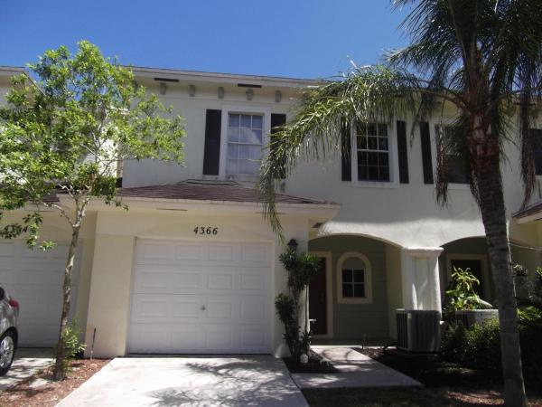 Emerald Lake Townhomes, 4366 Emerald Vis, Lake Worth, Florida 33461, image 1
