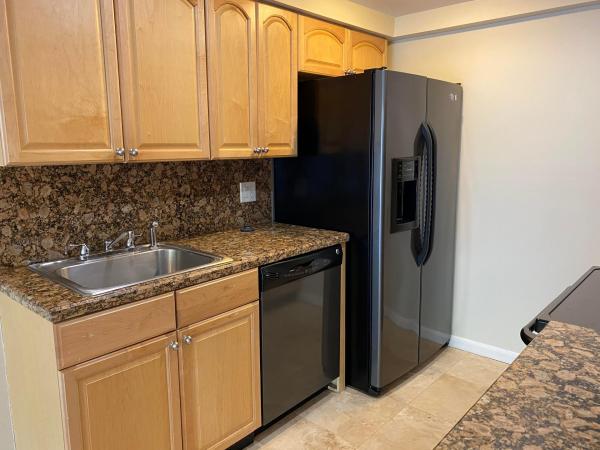Boca Bayou, 16 Royal Palm Way #1030, Boca Raton, Florida 33432, image 2