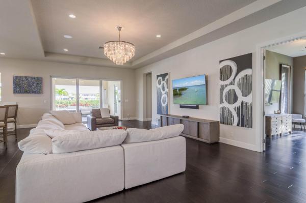 Jupiter Country Club, 142 Sonata Dr, Jupiter, Florida 33478, image 1