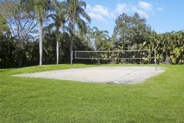 Village Of Sandalwood Lakes South, 6628 66th Way, West Palm Beach, Florida 33409, image 2