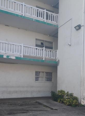 Lakeside Manor South, 5861 NW 16th Pl #107, Sunrise, Florida 33313, image 2