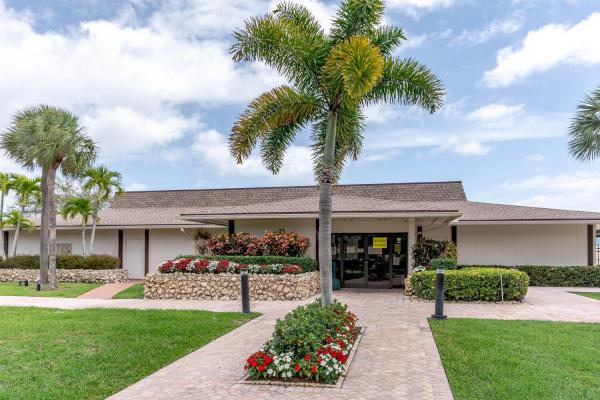 Bottlebrush At Las Verdes, 15724 Bottlebrush Cir, Delray Beach, Florida 33484, image 3