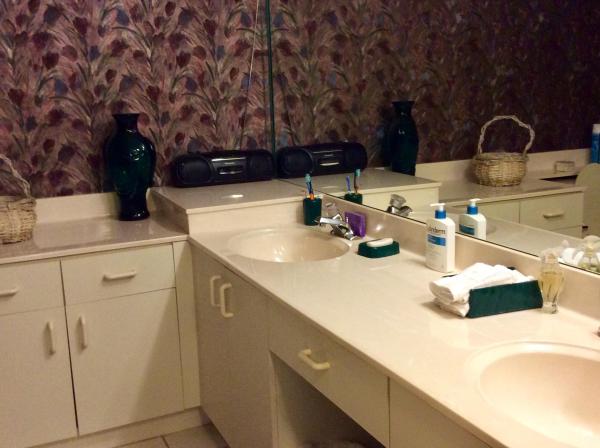 Sun Valley East, 9633 Sills Dr E #103, Boynton Beach, Florida 33437, image 2