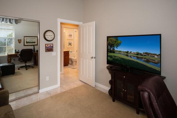 Oaks East, 524 E Tall Oaks Dr, Palm Beach Gardens, Florida 33410, image 2