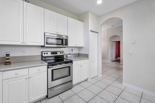 Seminole Lakes, 161 Seminole Lakes Dr, Royal Palm Beach, Florida 33411, image 2