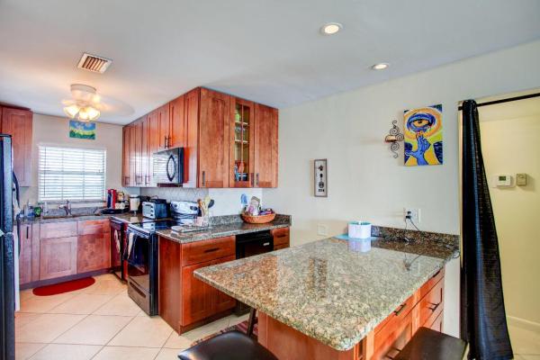 Wilshire West, 410 Wilma Cir #406, Riviera Beach, Florida 33404, image 1