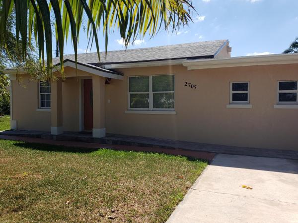 Lynnwood Homesites, 2705 10th Ave N, Lake Worth, Florida 33461, image 2