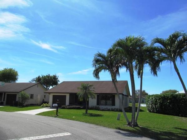 Buttonwood West, 6211 Red Cedar Cir, Greenacres, Florida 33463, image 2