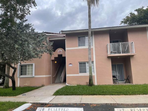 Serenity Palms, 3261 Sabal Palm Mnr #206, Davie, Florida 33024, image 3