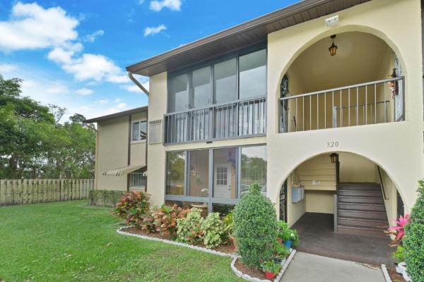 Pine Ridge 3, 320 Pine Ridge Cir #A-2, Greenacres, Florida 33463, image 1