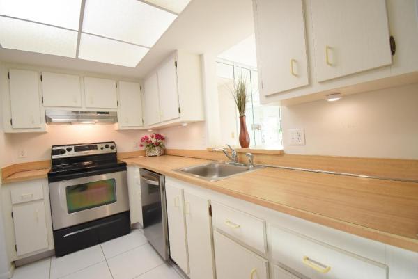 Abbey Village, 14 Willowbrook Ln #207, Delray Beach, Florida 33446, image 3