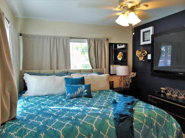 Dell Park, 239 NE 11th St, Delray Beach, Florida 33444, image 1
