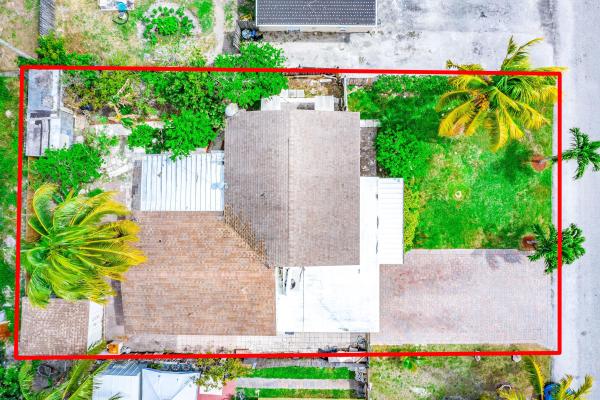 Englewood Manor, 3214 Giuliano Ave, Lake Worth, Florida 33461, image 3