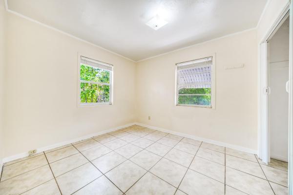 Englewood Manor, 3214 Giuliano Ave, Lake Worth, Florida 33461, image 2