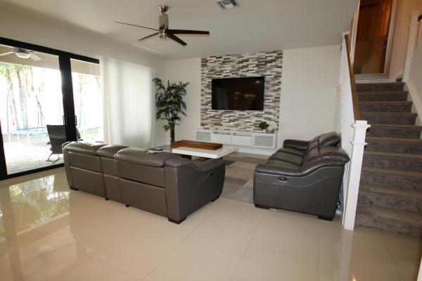 Tuscany North, 8120 Baltic Amber Rd, Delray Beach, Florida 33446, image 1