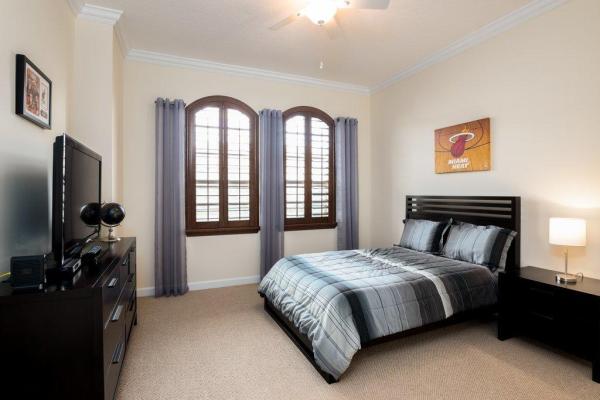 Harbour Oaks, 2471 San Pietro Cir, Palm Beach Gardens, Florida 33410, image 1