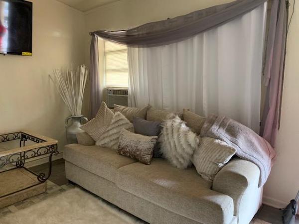 Beverly Park, 208 NW Avenue F, Belle Glade, Florida 33430, image 1