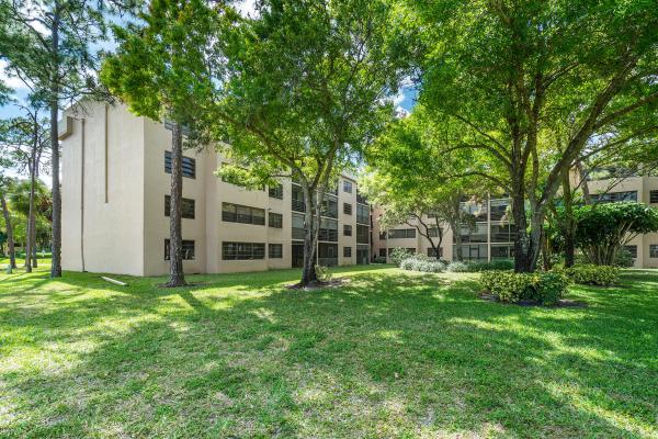 Sunrise Of Palm Beach, 4760 Lucerne Lakes Blvd W #107, Lake Worth, Florida 33467, image 1