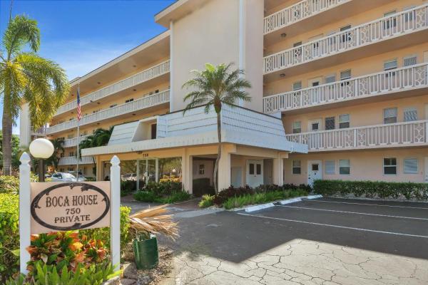 Boca House, 750 NE Spanish River Blvd #4040, Boca Raton, Florida 33431, image 1