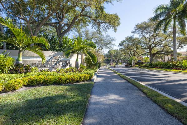 Mariners Cove, 2450 Treasure Isle Dr, Palm Beach Gardens, Florida 33410, image 2