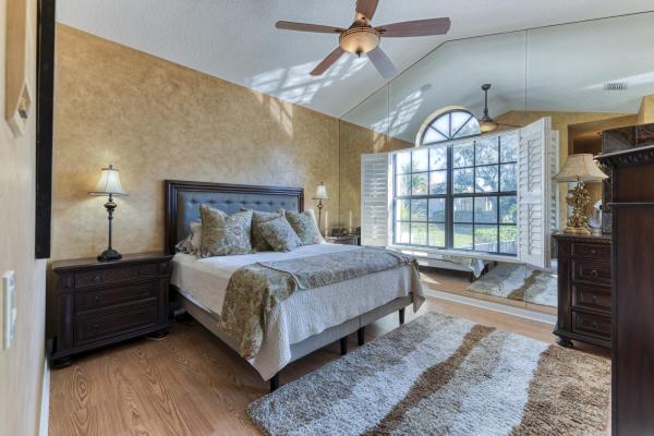 Mariners Cove, 2450 Treasure Isle Dr, Palm Beach Gardens, Florida 33410, image 1