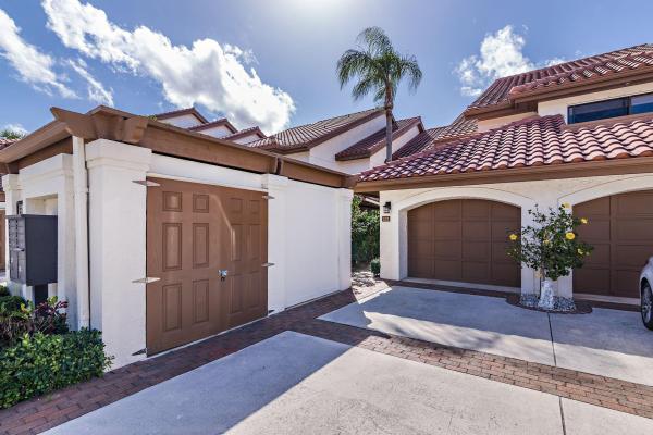 Trader's Crossing North At Jonathan's Landing, 16671 Traders Xing N #122, Jupiter, Florida 33477, image 1